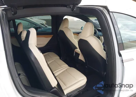 2021 Tesla Model X Long Range Dual Motor All-Wheel Drive/Long Range Plus Dual Motor All-Wheel Drive z USA, uszkodzony, nr VIN 5YJXCAE25MF321738